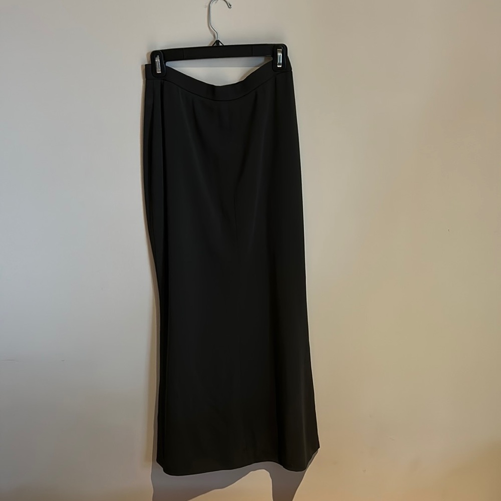 Vintage Anne Klein Collection Mermaid-Style long brown skirt
